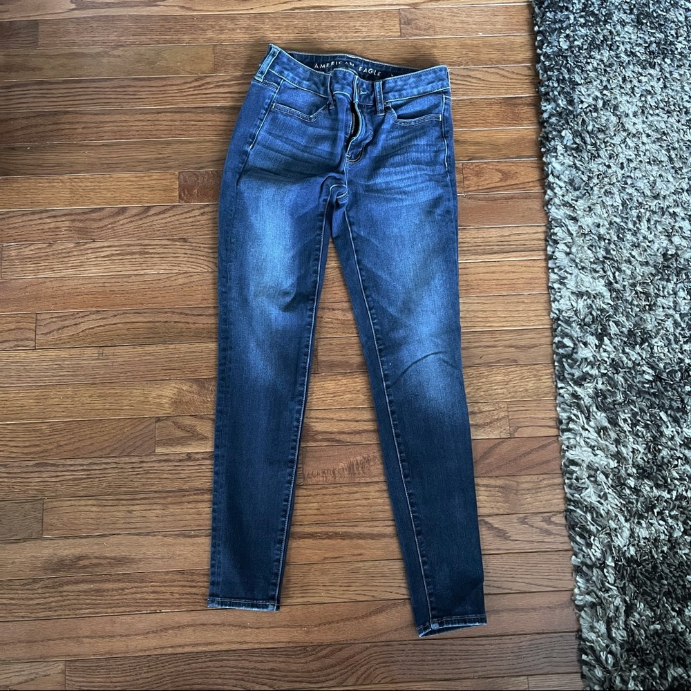 American Eagle jeggings. Size 4 regular mid rise.